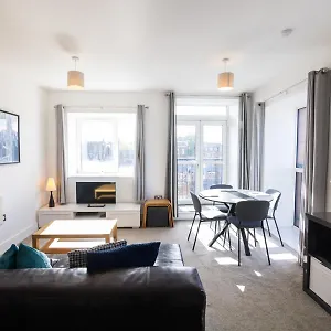 https://entire-1-bed-no-45-free-parking-the-cosy-collection-ltd.yorkshirehotels.net