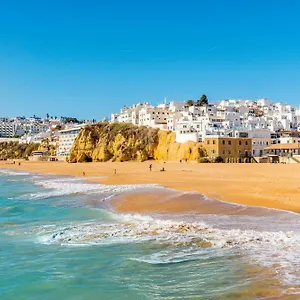 https://albufeira-deluxe-residence-with-pool-by-homing.hotelaalgarve.com
